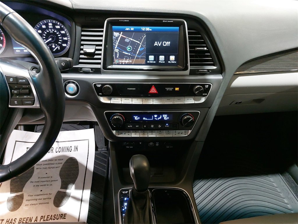 Used 2018 Hyundai Sonata Limited w/ Limited Ultimate Package 03 image 19