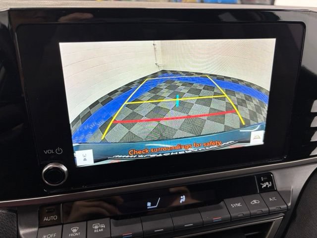 Used 2026 Toyota Camry LE w/ Convenience Package FWD image 5