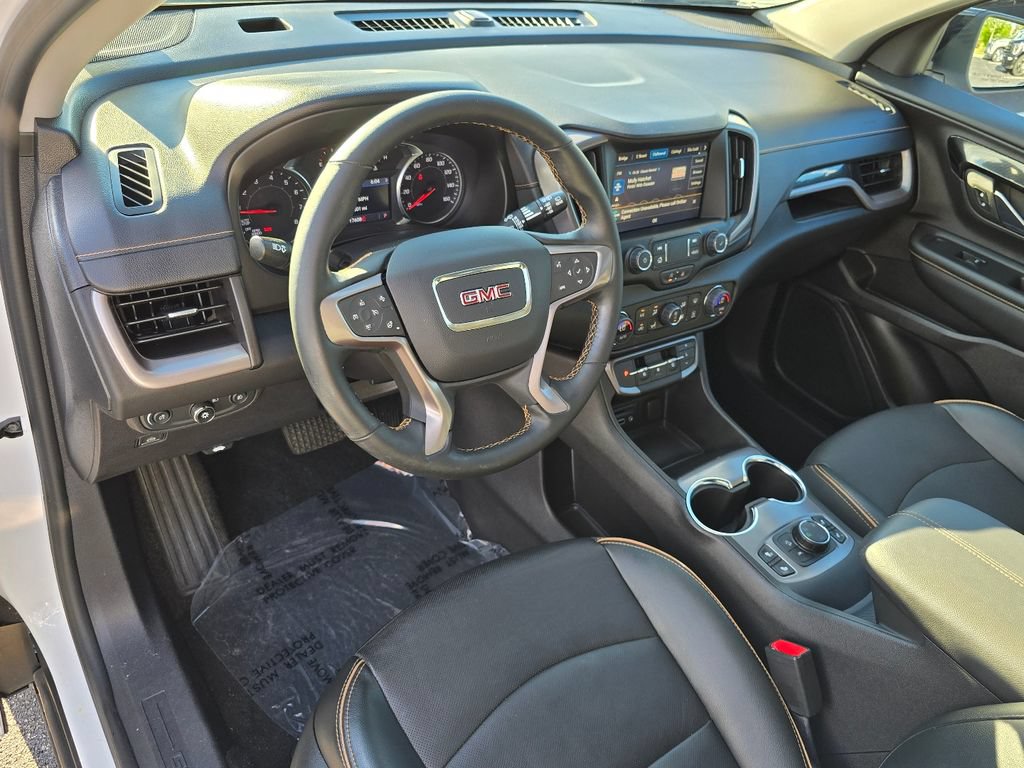 Used 2024 GMC Terrain AT4 AWD/4WD image 12