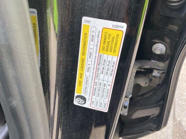 Used 2022 Chevrolet Trax LS w/ Tint and Cruise Package AWD/4WD image 26