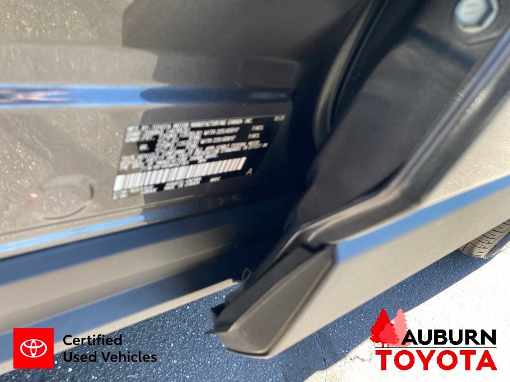 Certified 2025 Toyota RAV4 LE FWD image 31