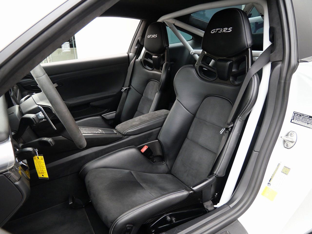 Used 2019 Porsche 911 GT3 RS image 16