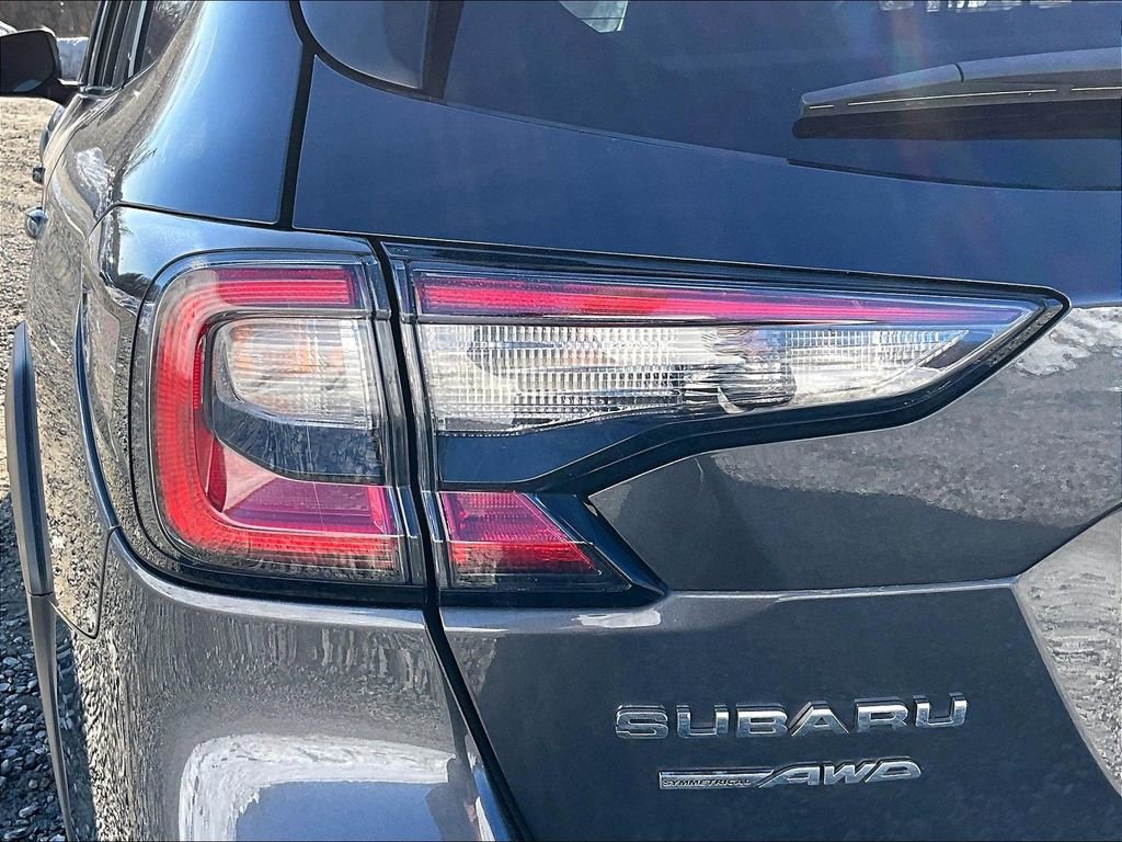 Used 2024 Subaru Outback Premium image 23