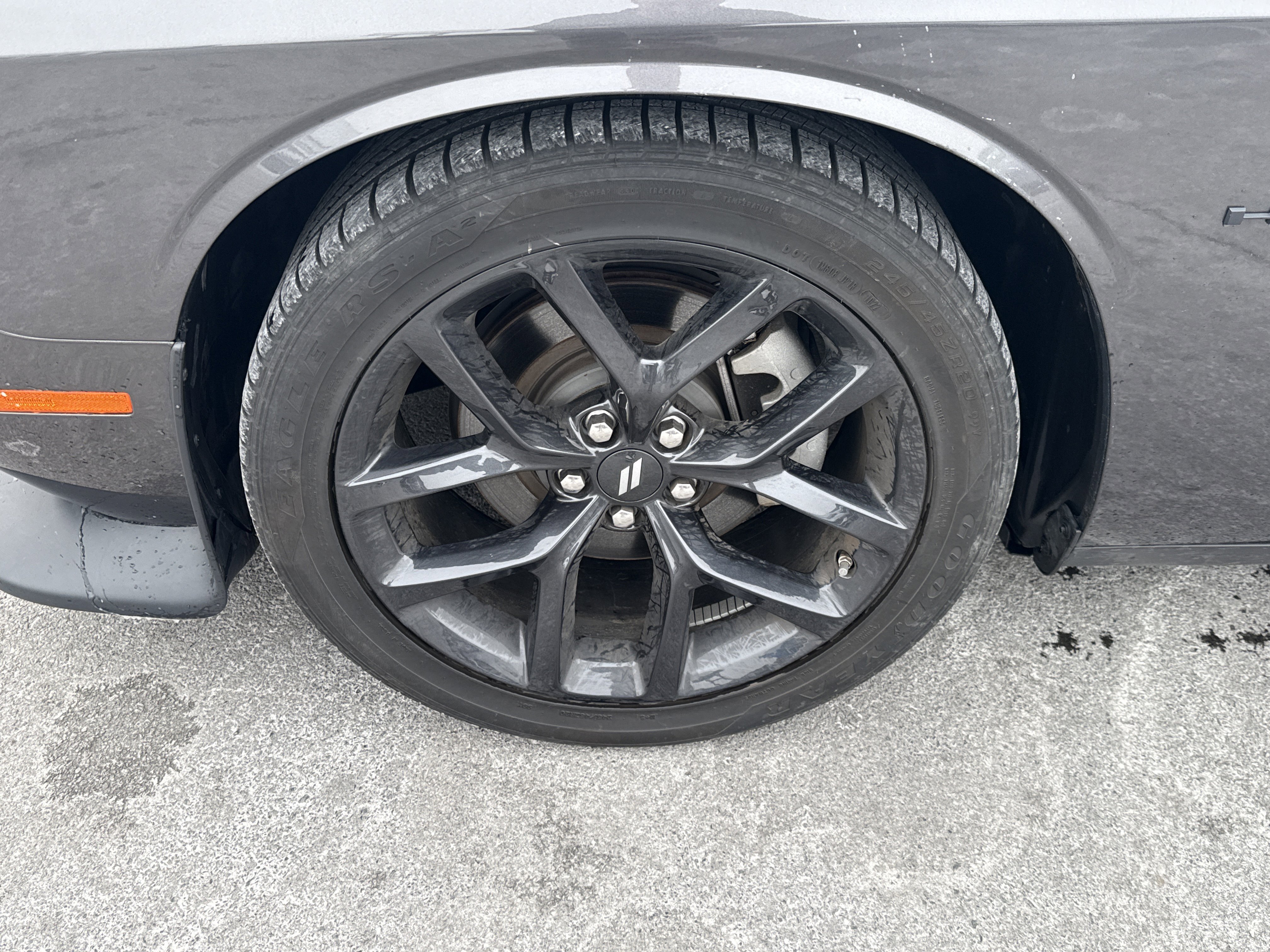 Used 2022 Dodge Challenger R/T w/ Blacktop Package image 9