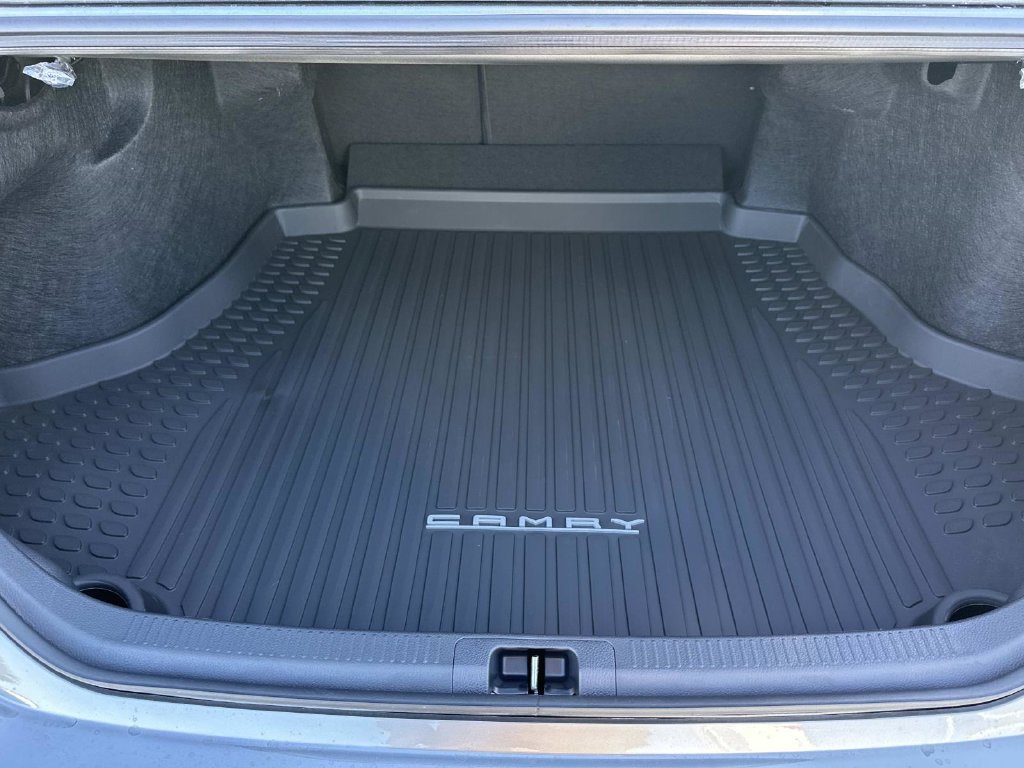 New 2026 Toyota Camry SE FWD image 9