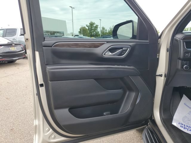 Used 2021 Chevrolet Tahoe LS AWD/4WD image 19