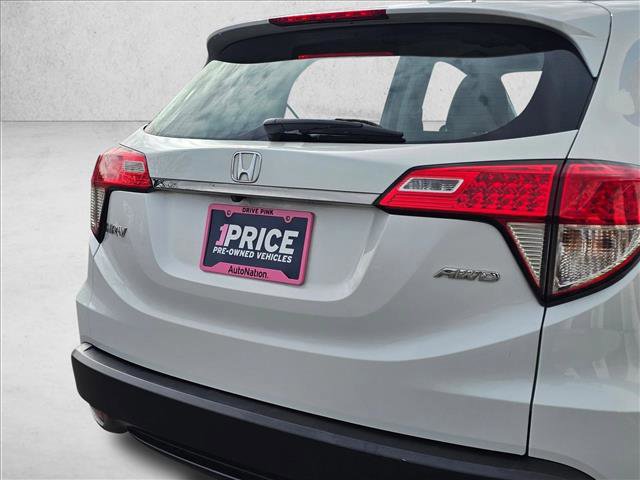 Used 2020 Honda HR-V LX image 12