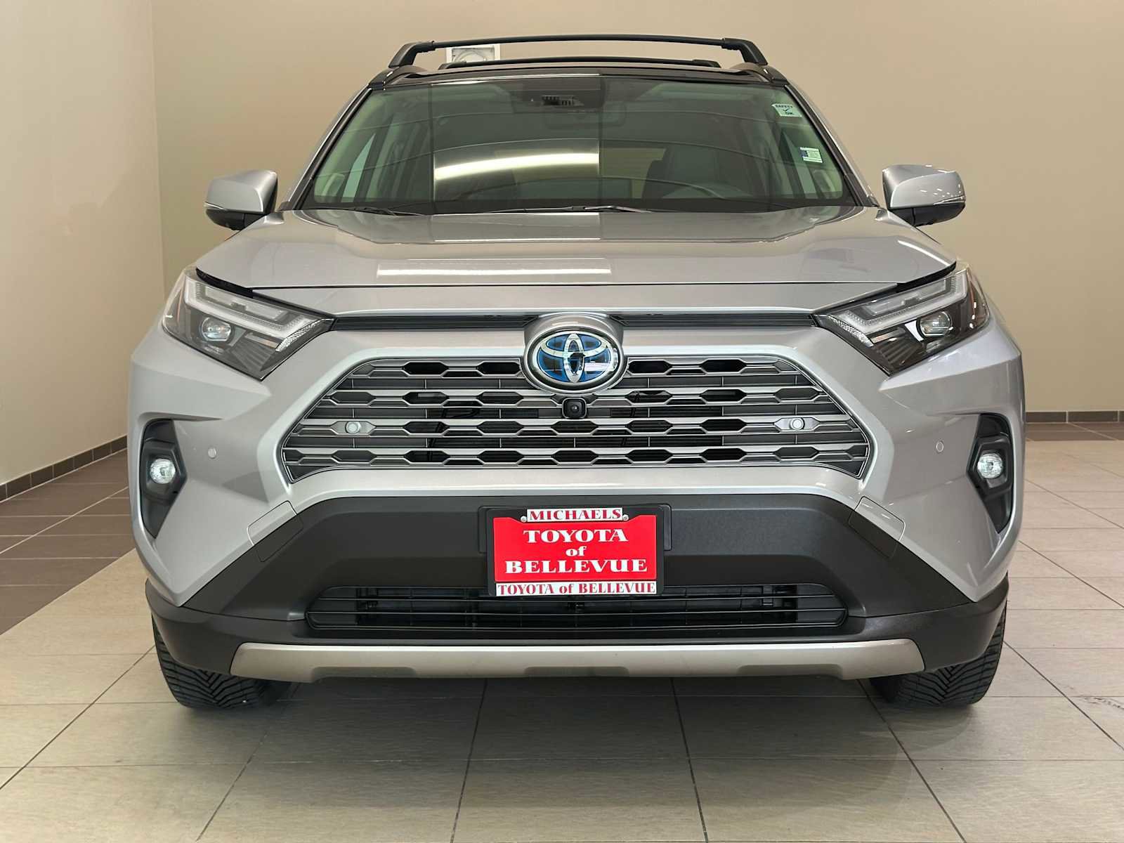 Used 2024 Toyota RAV4 Limited w/ Advanced Technology Package AWD/4WD image 6