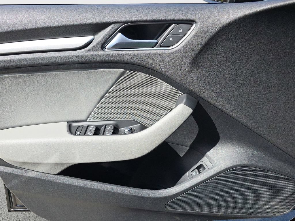 Used 2018 Audi A3 e-tron Premium w/ Sport Package FWD image 20