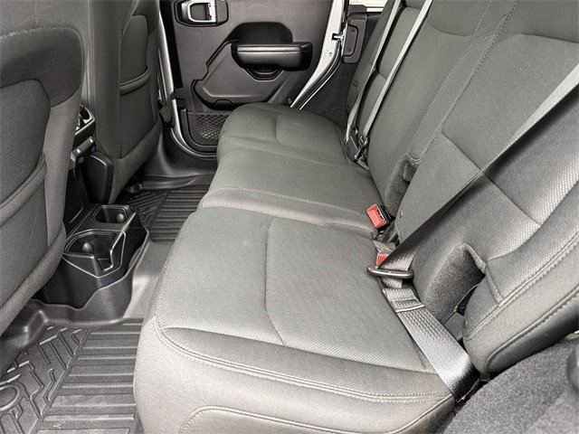 Used 2018 Jeep Wrangler Unlimited Sport S image 19