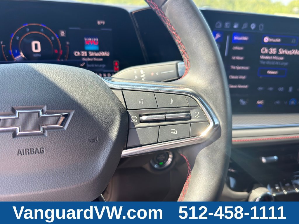 Used 2026 Chevrolet Suburban RST AWD/4WD image 24