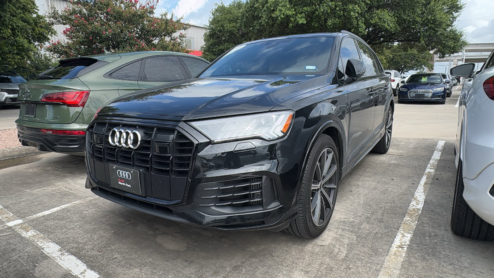 Used 2024 Audi Q7 3.0T Prestige AWD/4WD image 3