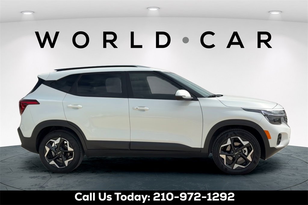 Certified 2025 Kia Seltos S image 2