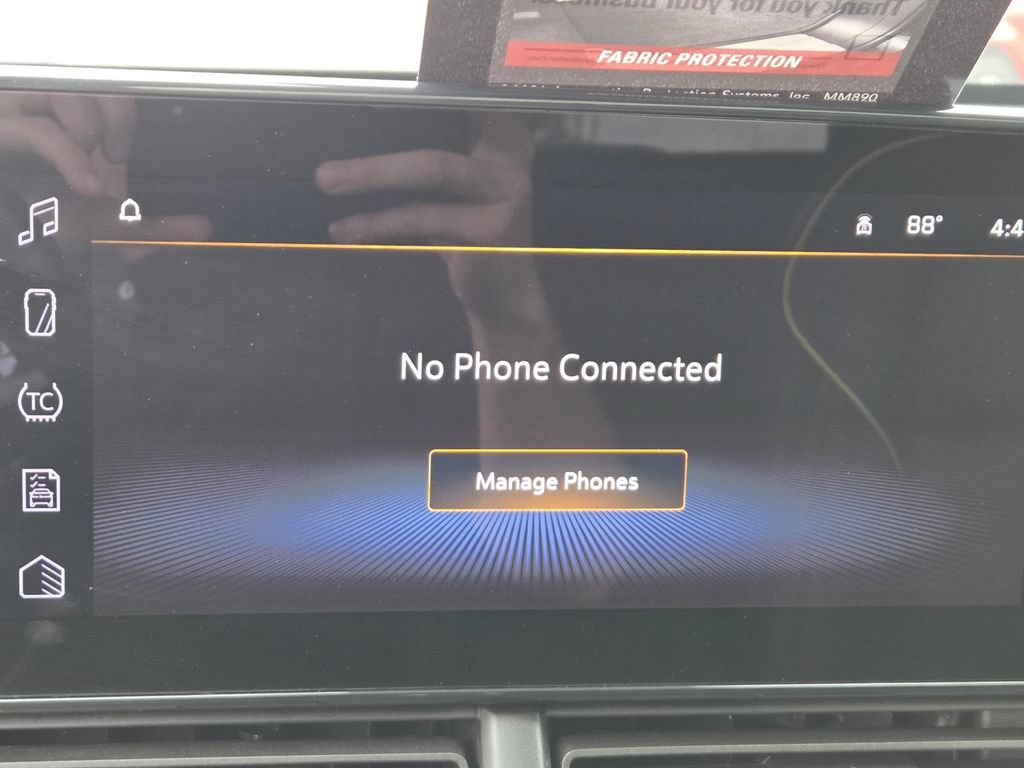 Used 2025 Chevrolet Trax ACTIV w/ Sunroof Package FWD image 27