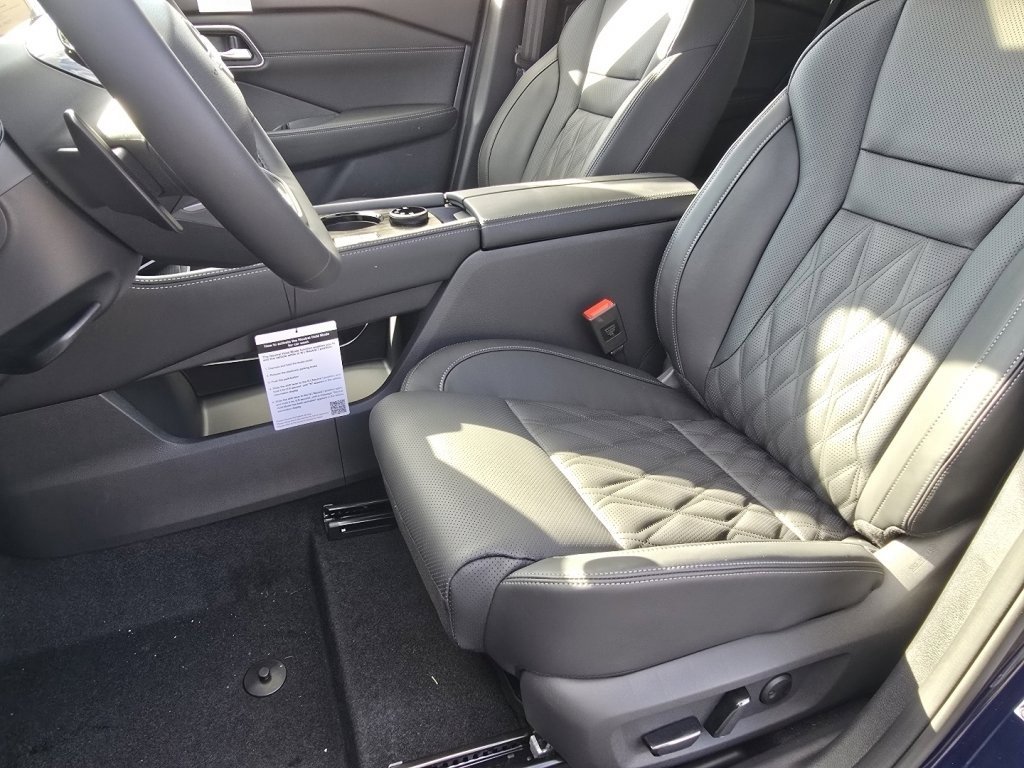 New 2026 Nissan Rogue Platinum w/ Platinum Premium Package image 15