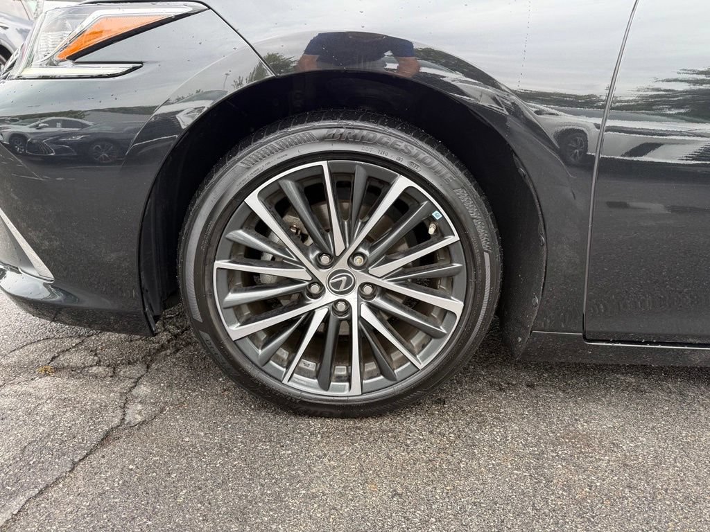 Certified 2023 Lexus ES 300h w/ Premium Package FWD image 25