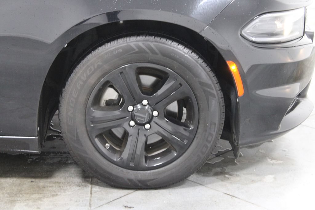 Used 2022 Dodge Charger SXT RWD image 11