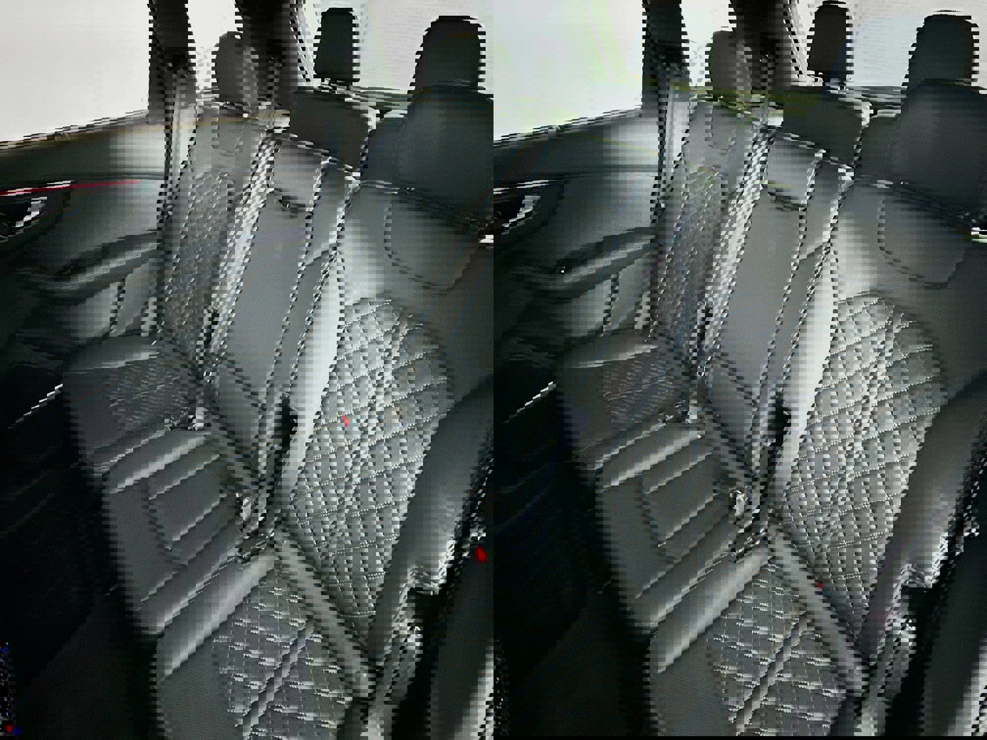 Used 2025 Audi SQ7 Premium Plus w/ Executive Package image 25