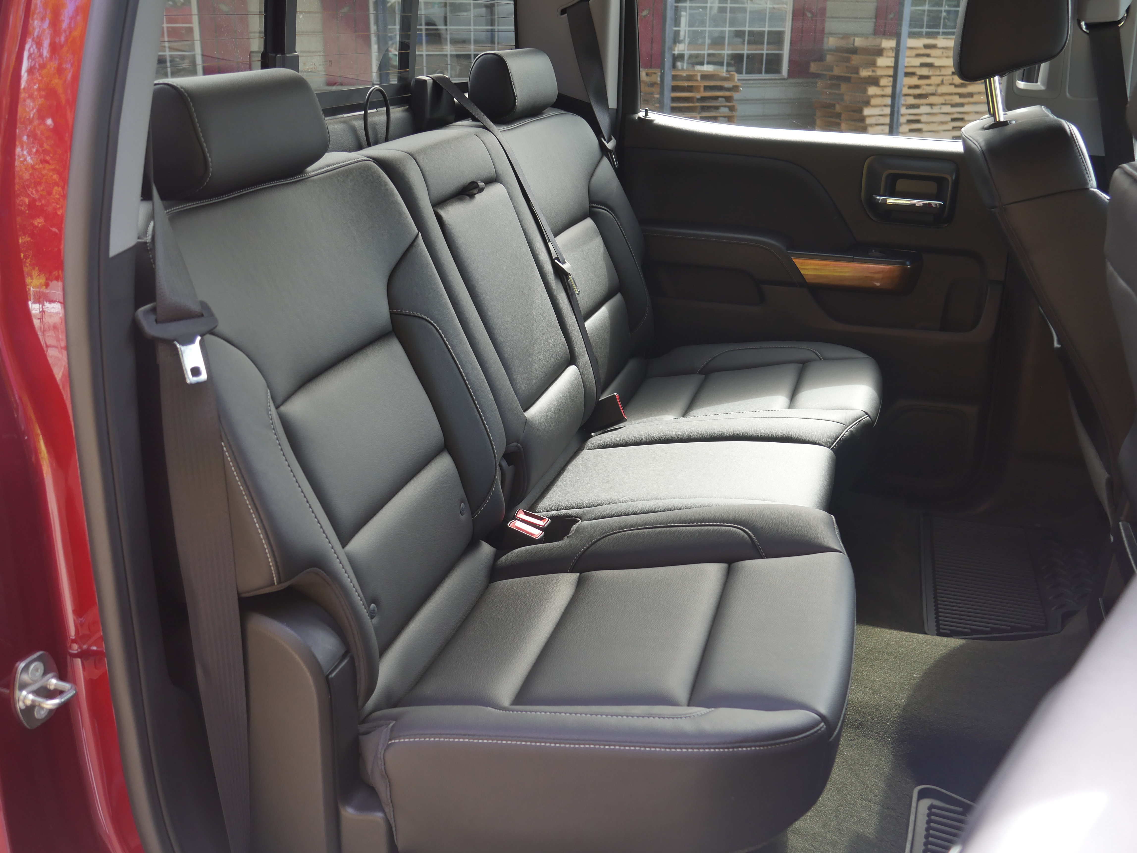 Used 2018 Chevrolet Silverado 1500 LTZ AWD/4WD image 20