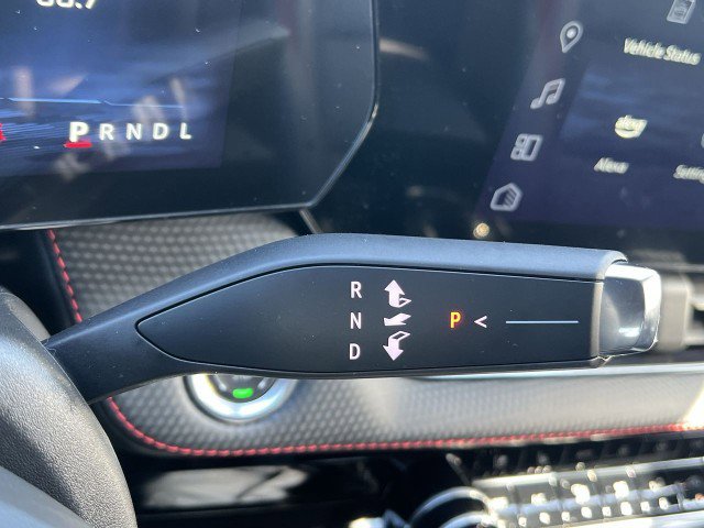 Used 2025 Chevrolet Equinox RS w/ Convenience Package III image 15