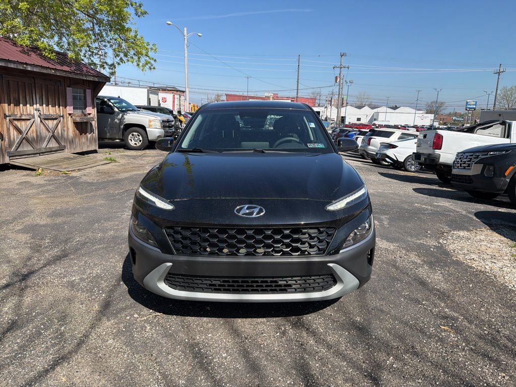Certified 2023 Hyundai Kona SE AWD/4WD image 2
