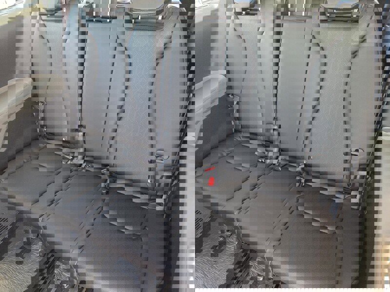 New 2026 Kia Carnival SX image 8