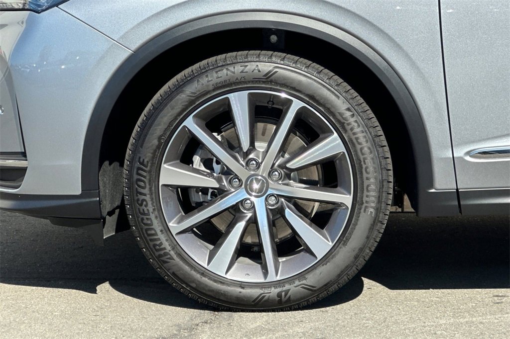 Certified 2025 Acura MDX w/ Technology Package image 28