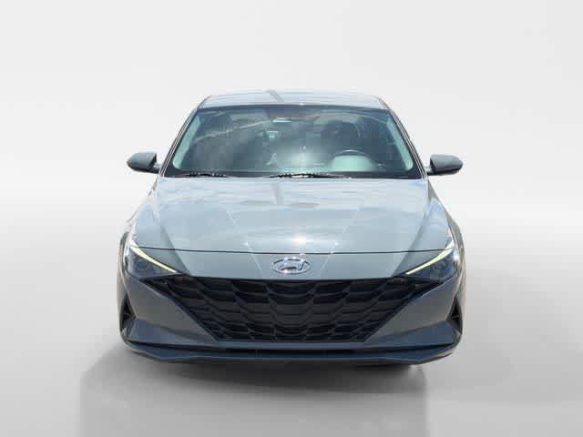 Certified 2022 Hyundai Elantra SEL FWD image 8