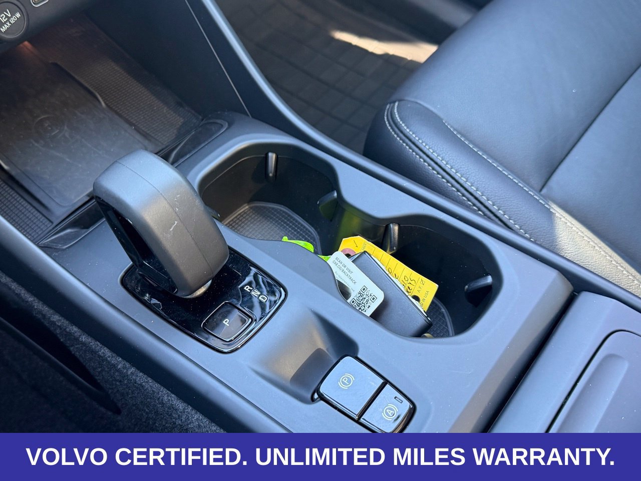 Certified 2024 Volvo XC40 B5 Core w/ Protection Package Premier AWD/4WD image 23