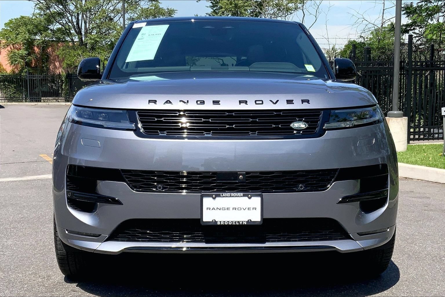 Certified 2024 Land Rover Range Rover Sport Dynamic SE AWD/4WD image 3