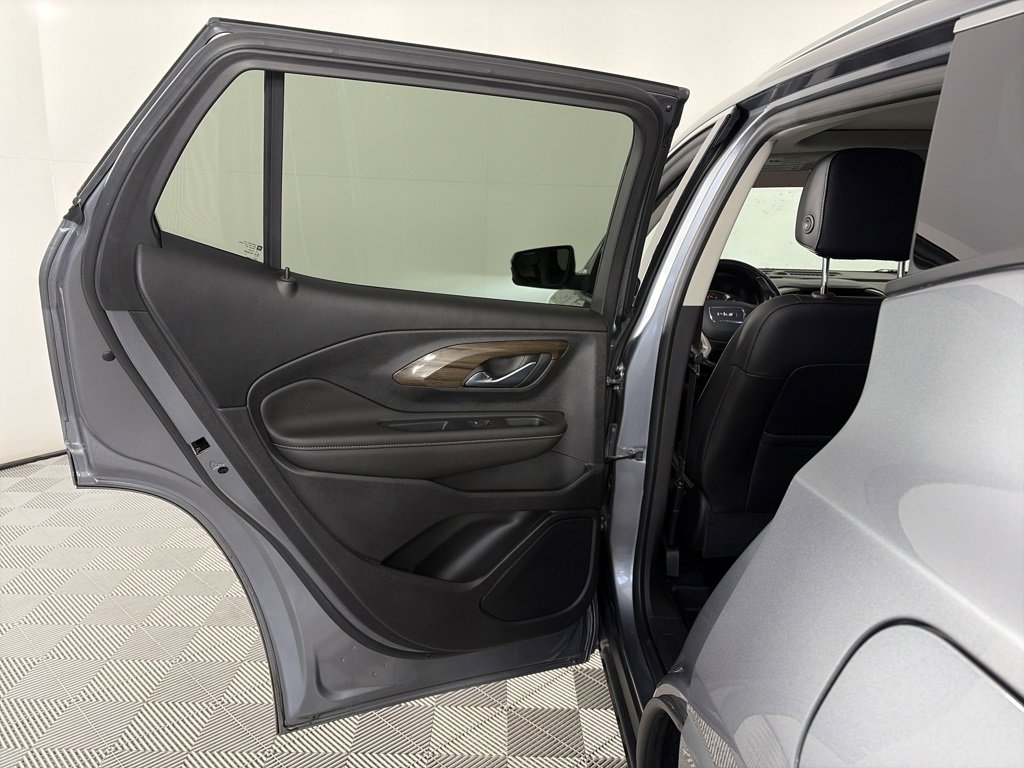 Used 2020 GMC Terrain Denali w/ Denali Premium Package image 12