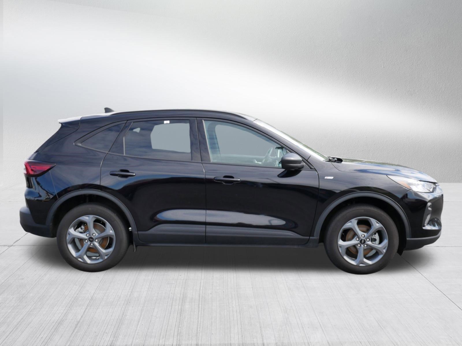 Used 2025 Ford Escape ST-Line AWD/4WD image 8