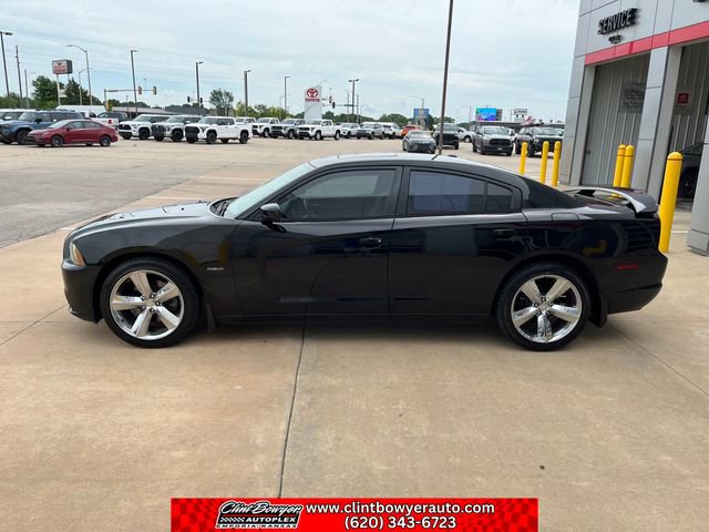 Used 2014 Dodge Charger R/T RWD image 2