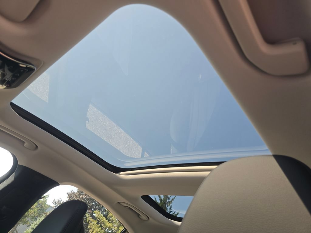 New 2027 Mercedes-Benz E 350 4MATIC Sedan image 3