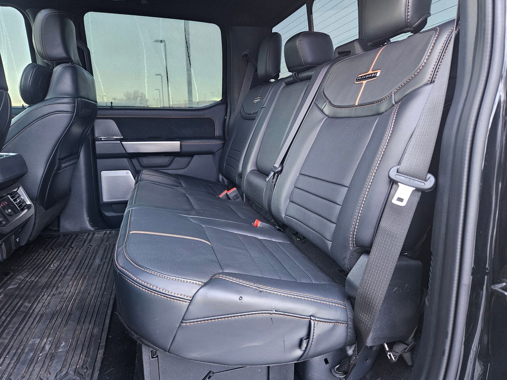 Used 2024 Ford F350 Platinum image 30