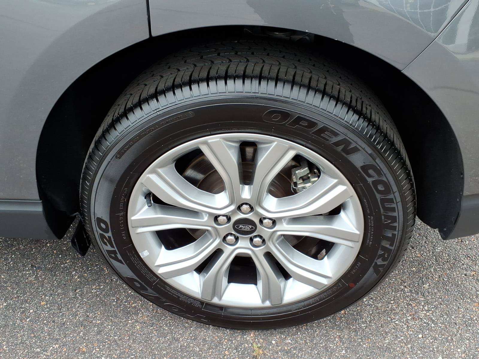 Used 2024 Ford Edge Titanium AWD/4WD image 13