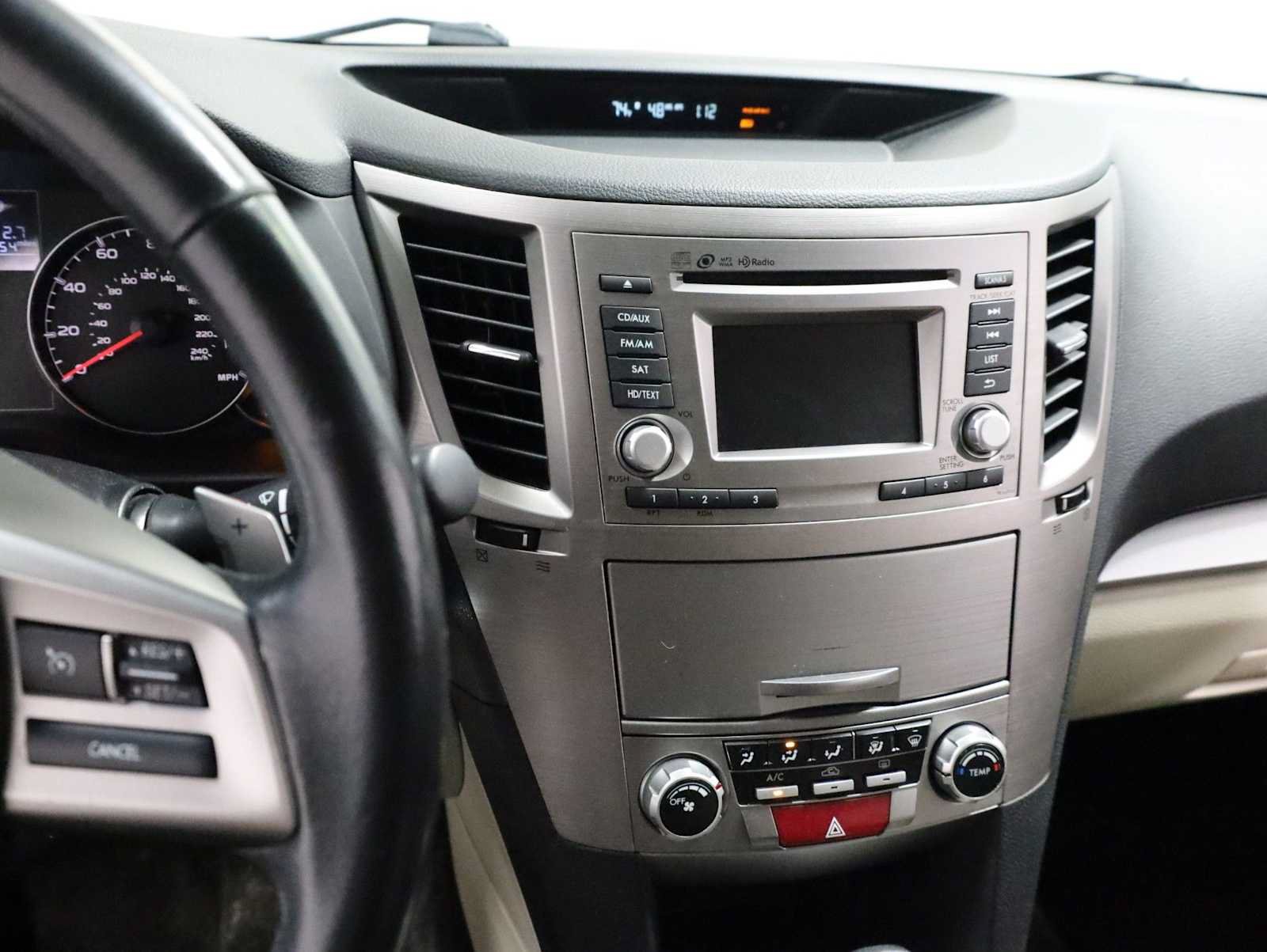 Used 2014 Subaru Outback 2.5i Premium AWD/4WD image 29