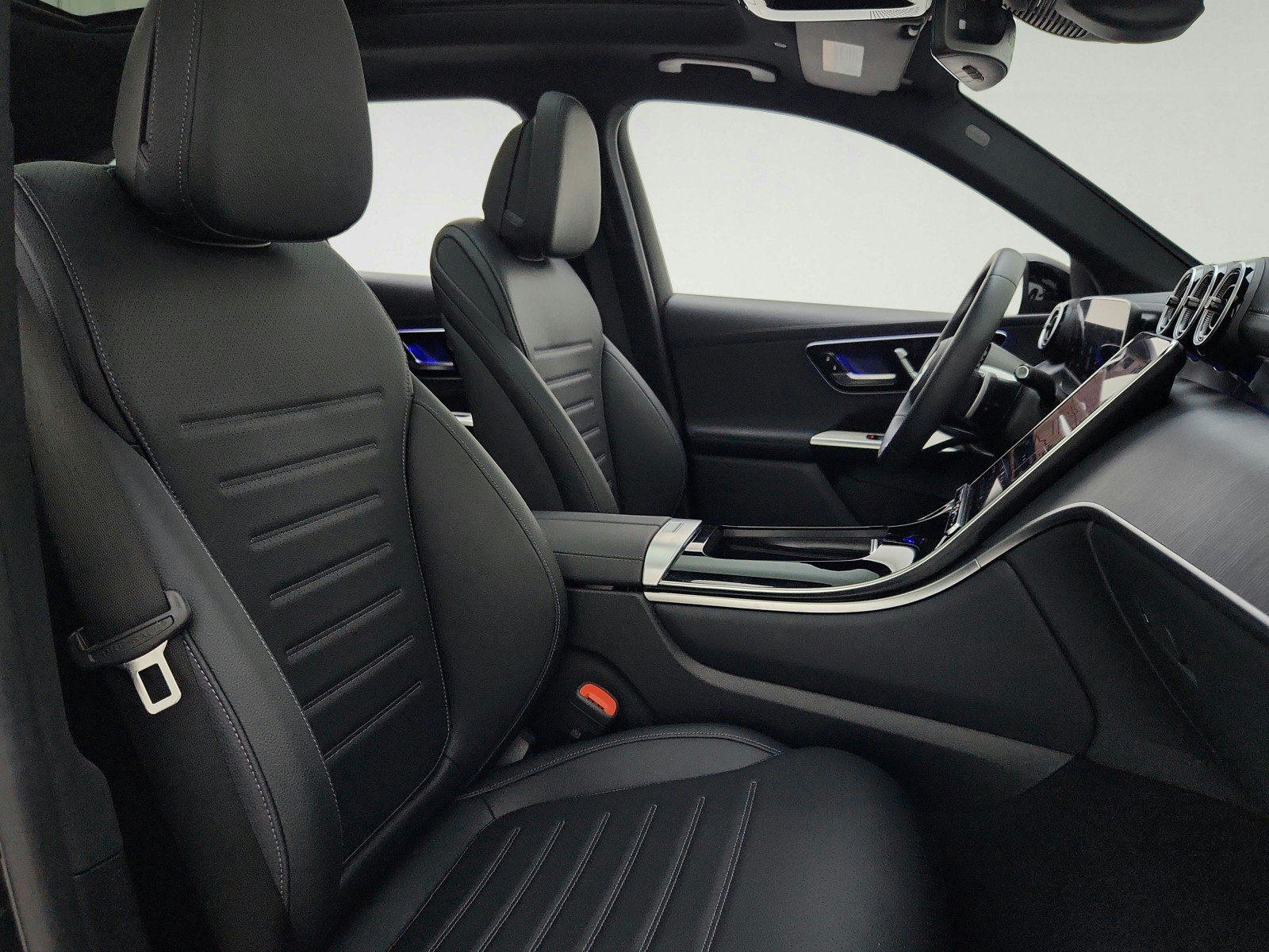 Certified 2024 Mercedes-Benz GLC 300 4MATIC image 25