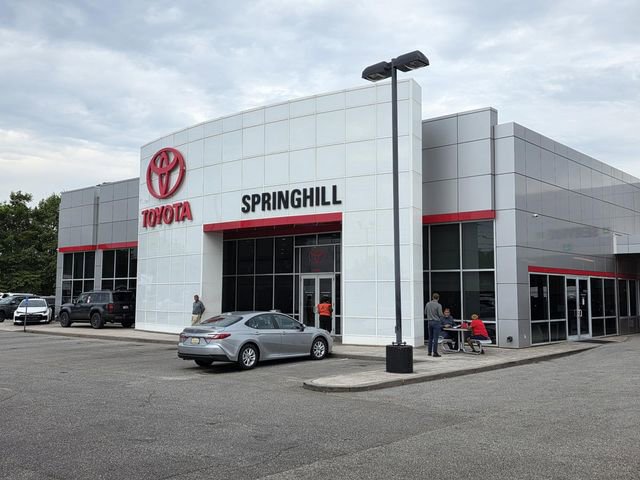 Used 2018 Toyota Tacoma TRD Sport w/ Technology Package image 5