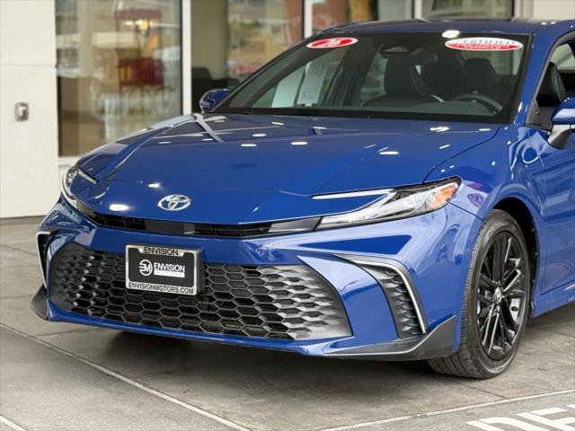 Certified 2026 Toyota Camry SE FWD image 3