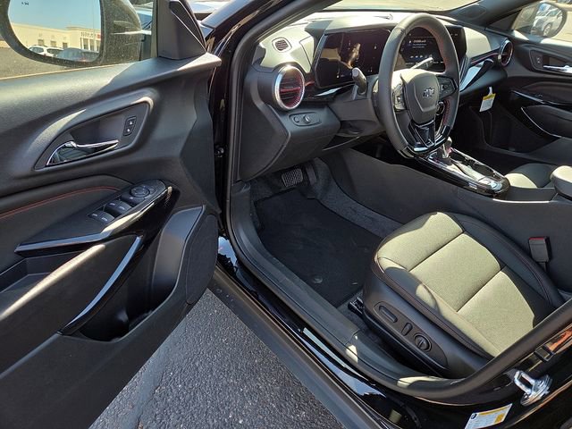 New 2026 Chevrolet Trax RS w/ Driver Confidence Package image 10