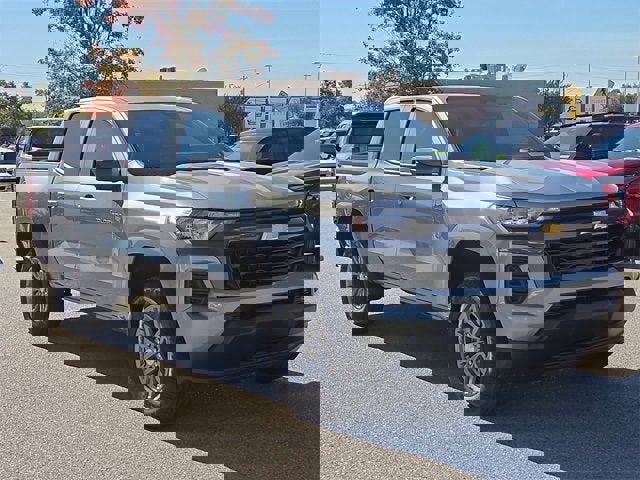 New 2025 Chevrolet Colorado LT image 7