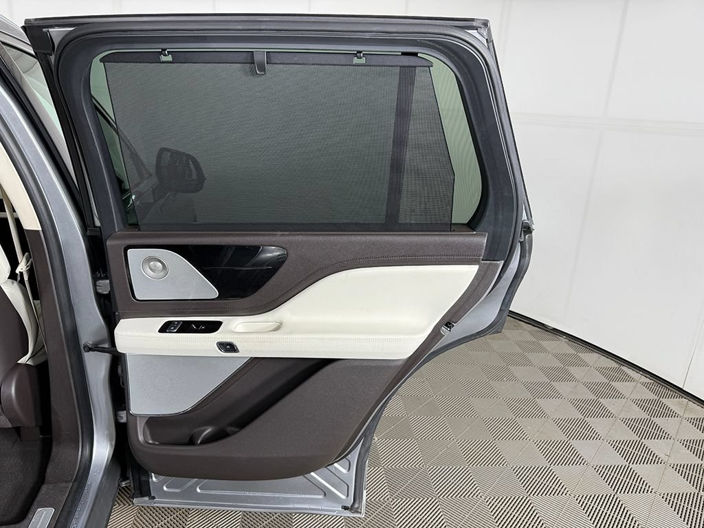 Used 2021 Lincoln Aviator Black Label AWD/4WD image 29