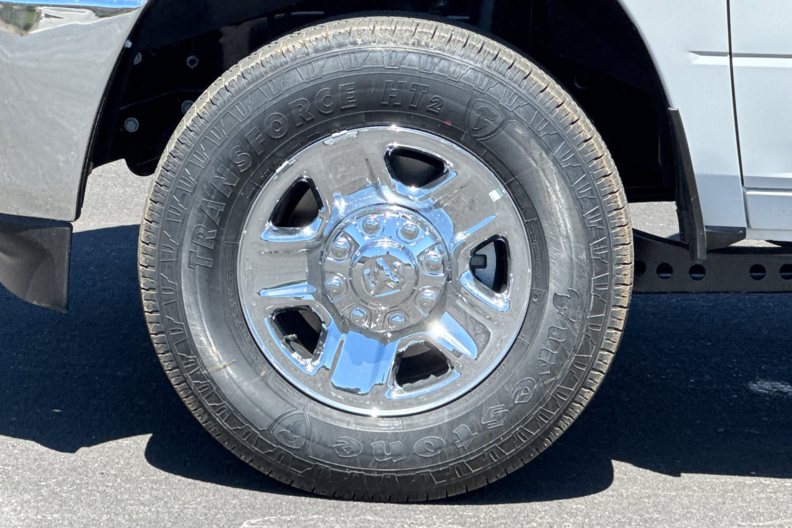 New 2026 RAM 2500 Tradesman w/ Chrome Appearance Group AWD/4WD image 22