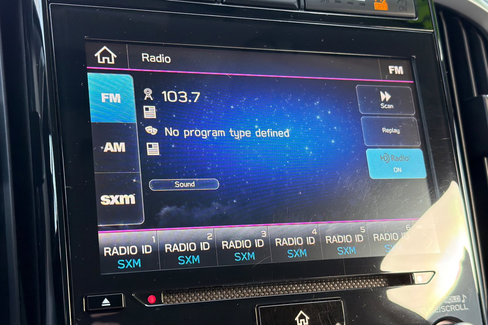 Used 2021 Subaru Ascent Limited w/ Technology Package image 18