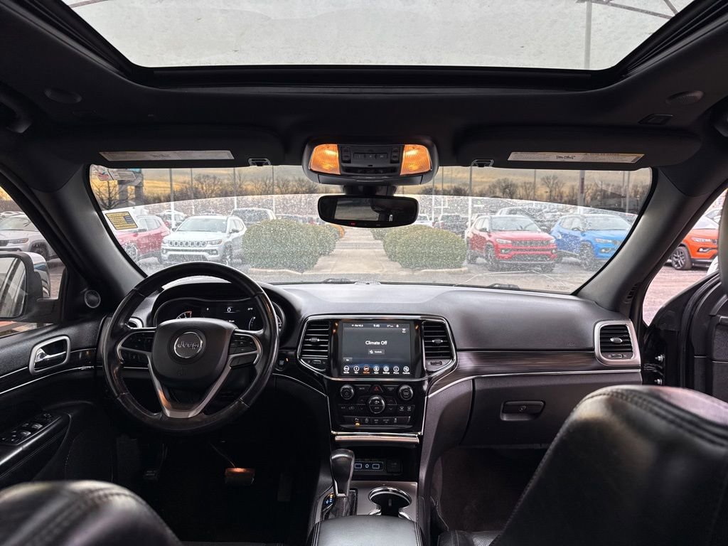 Used 2021 Jeep Grand Cherokee Limited w/ Luxury Group II image 29