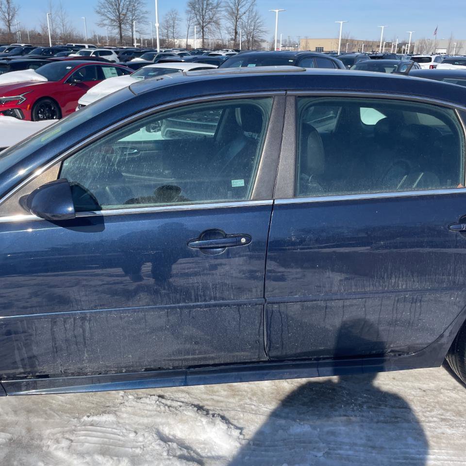 Used 2009 Chevrolet Impala LT w/ Luxury Edition Package image 4