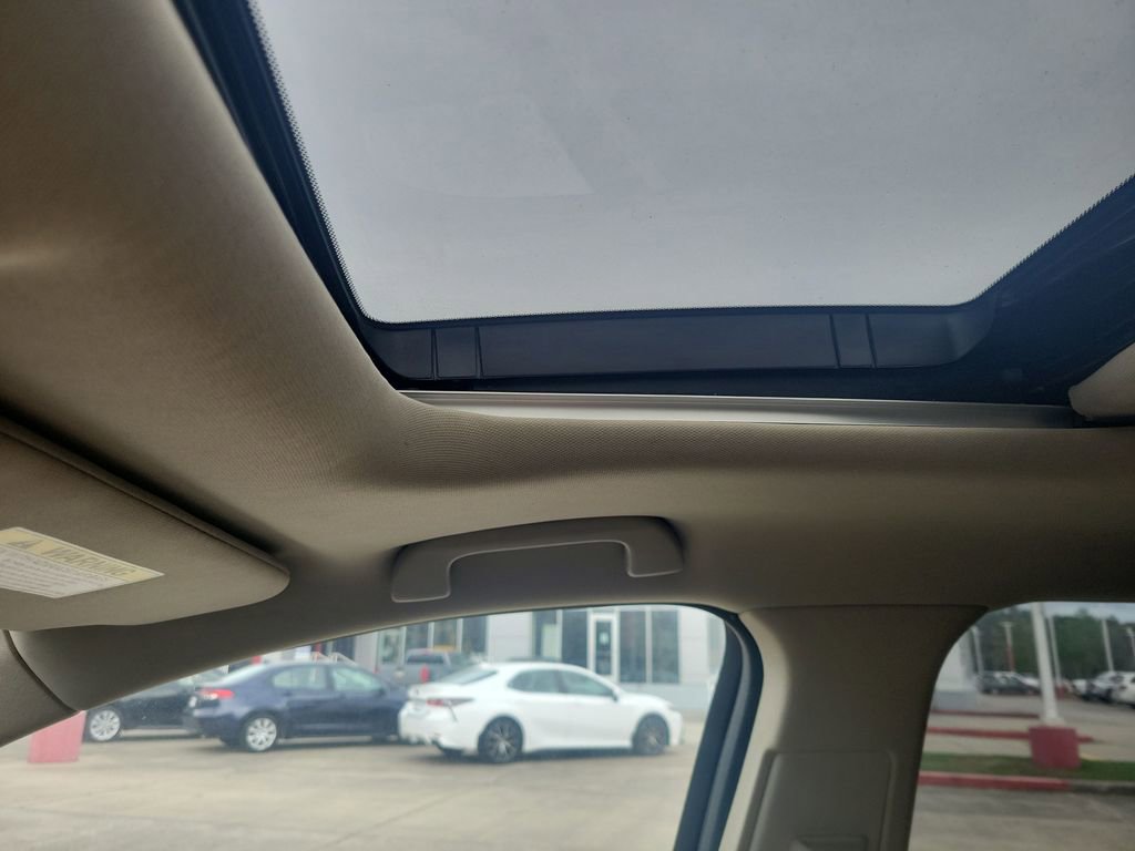 Used 2018 Acura MDX FWD image 18