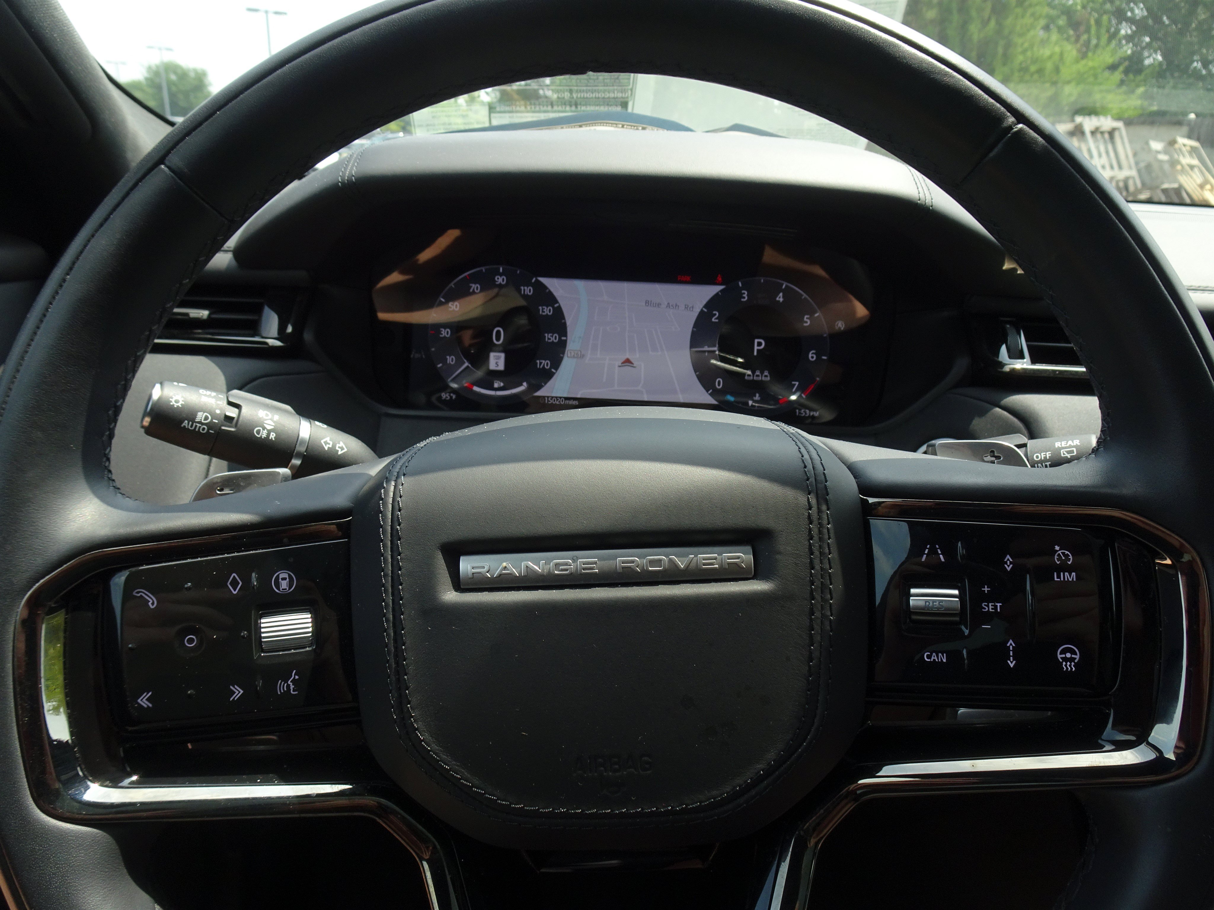 Certified 2026 Land Rover Range Rover Velar Dynamic SE AWD/4WD image 28