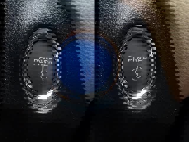 Used 2020 Toyota RAV4 XLE image 12